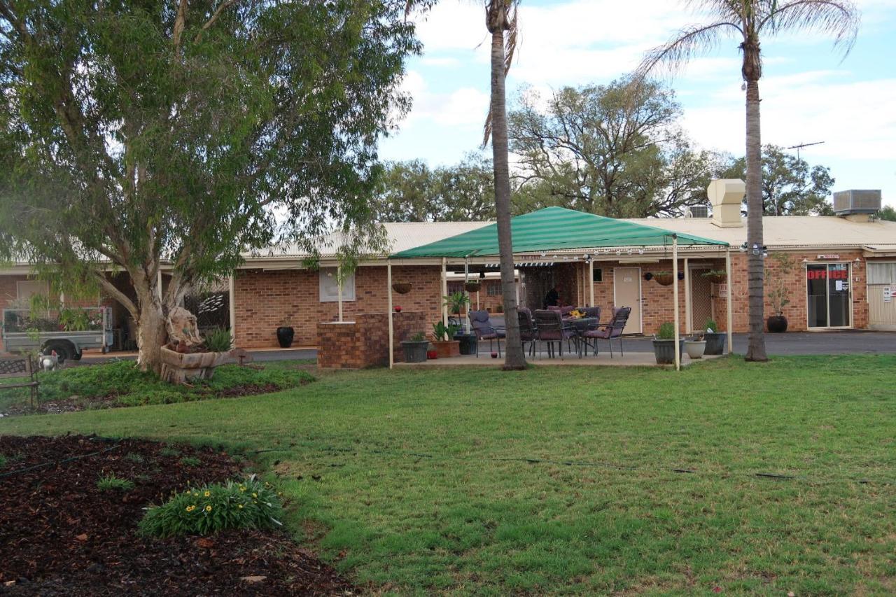 Charleville Waltzing Matilda Motor Inn Exterior foto